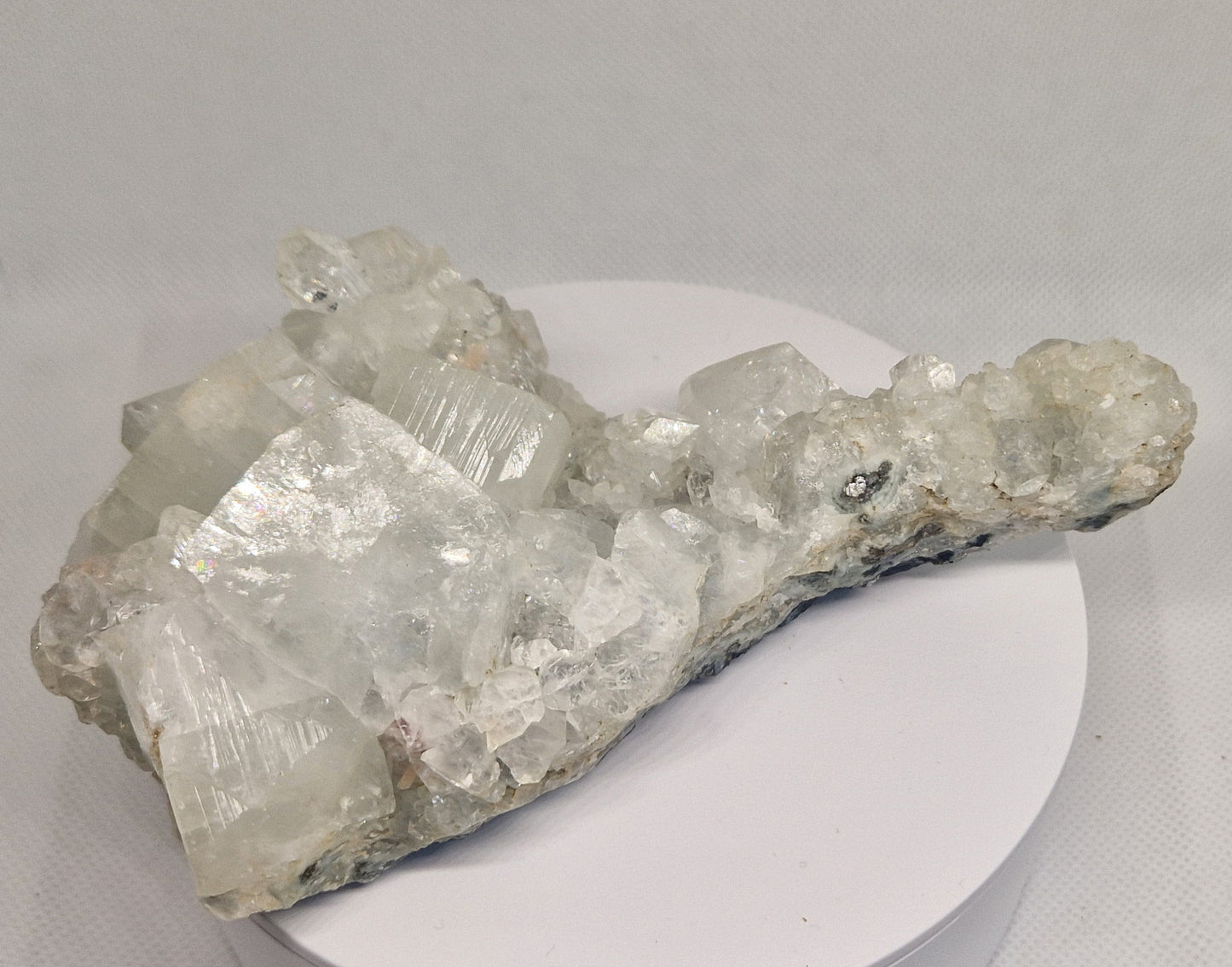 Apofyliet Cluster met Stilbiet