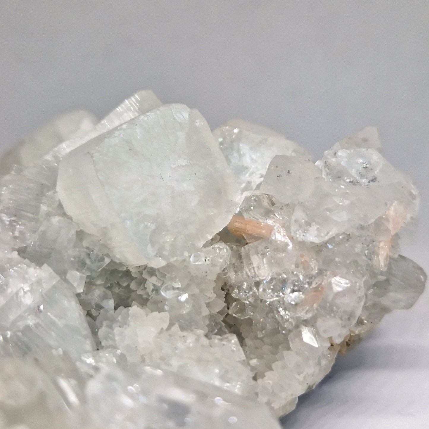 Apofyliet Cluster met Stilbiet