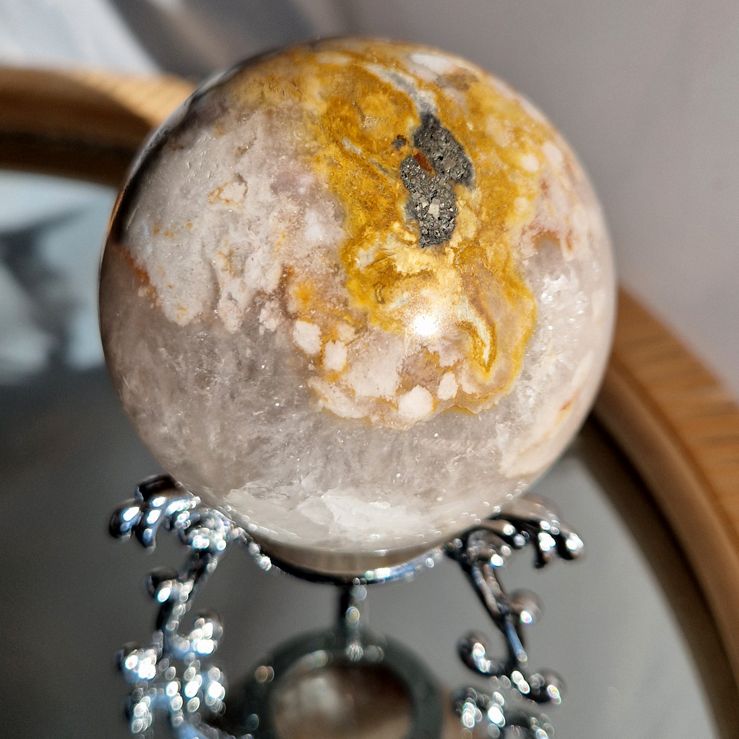 Bloemagaat met Pyriet insluitsel (5.4cm)