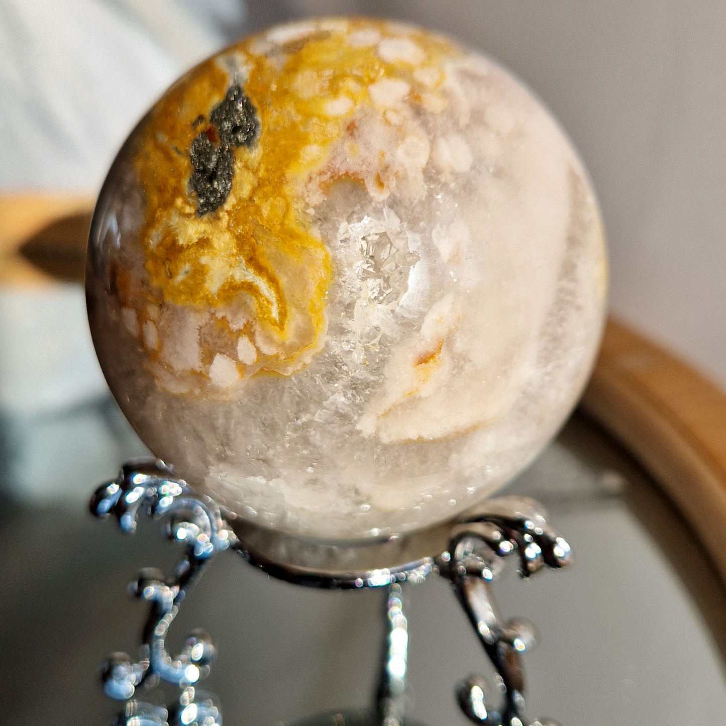 Bloemagaat met Pyriet insluitsel (5.4cm)