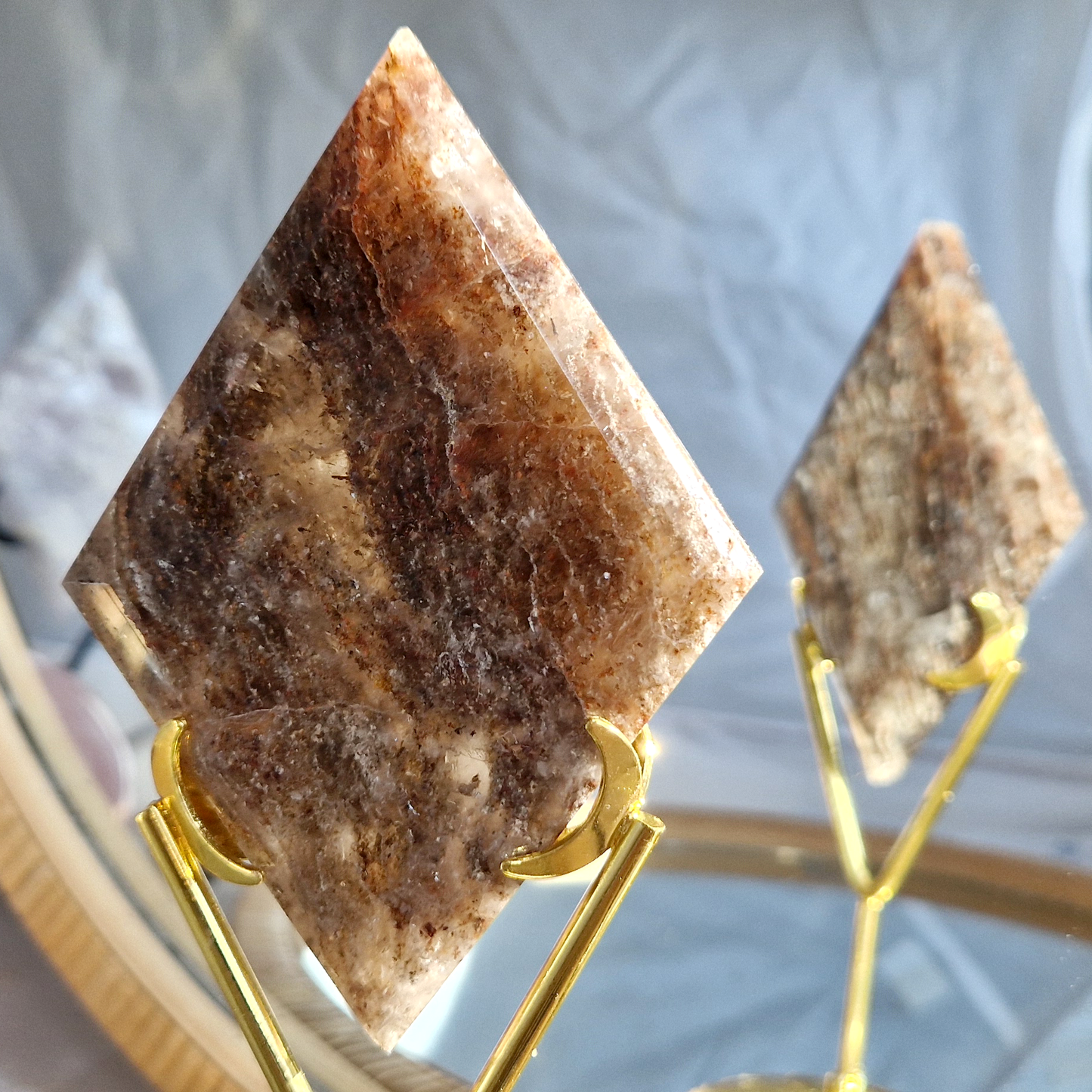 Lodoliet 1000 Layer (Sjamaankwarts) Ruit op standaard