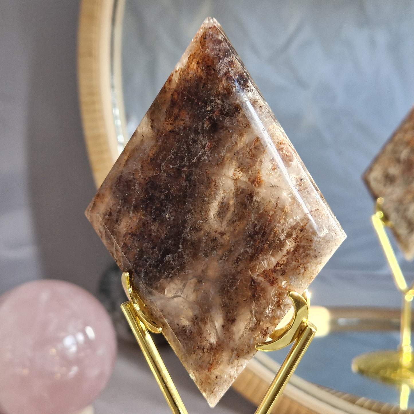 Lodoliet 1000 Layer (Sjamaankwarts) Ruit op standaard