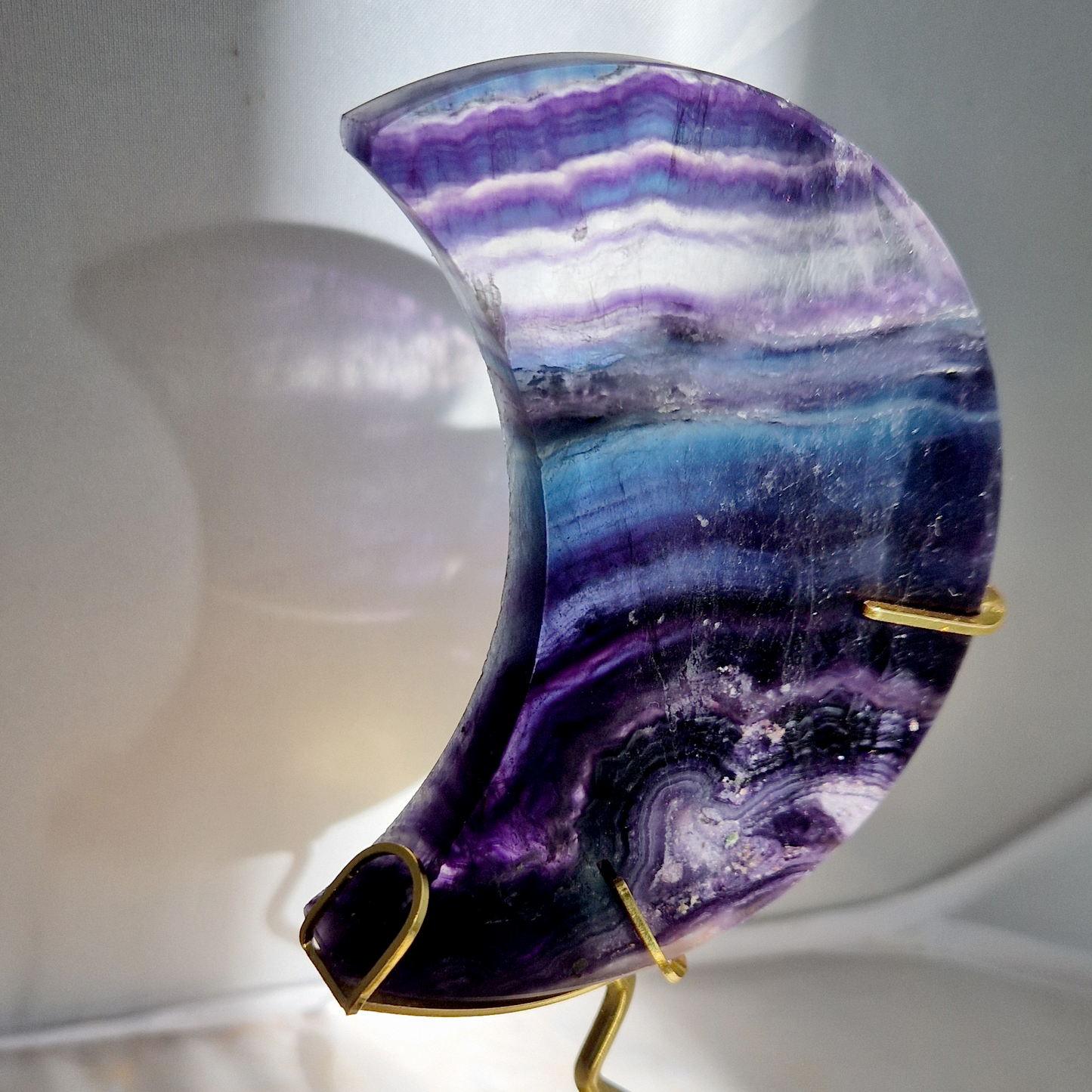 Fluoriet (Regenboog) maan op standaard