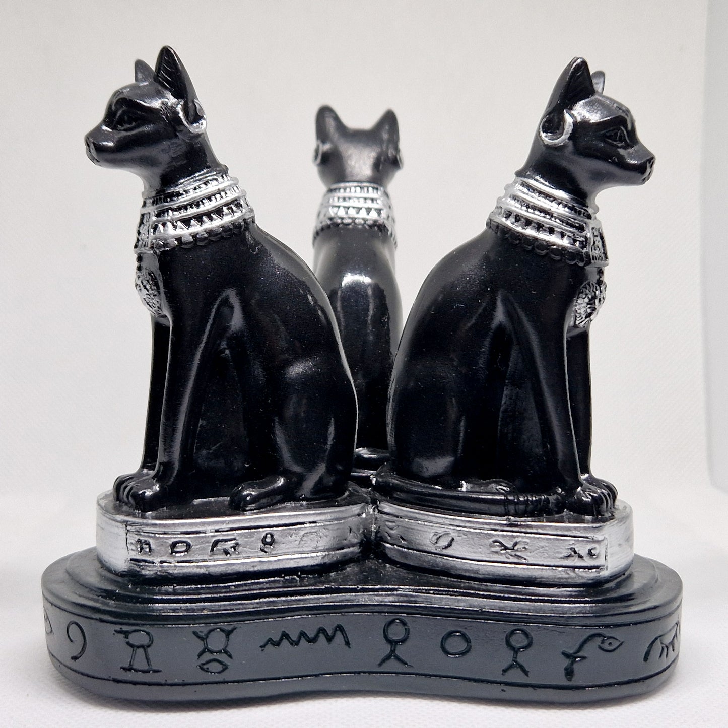 Bastet bollenstandaard (Vruchtbaarheidsgodin)