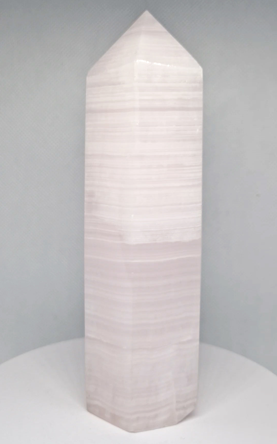 Mangano Calciet Toren