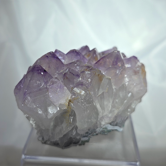 Amethist 325 gr (cluster)
