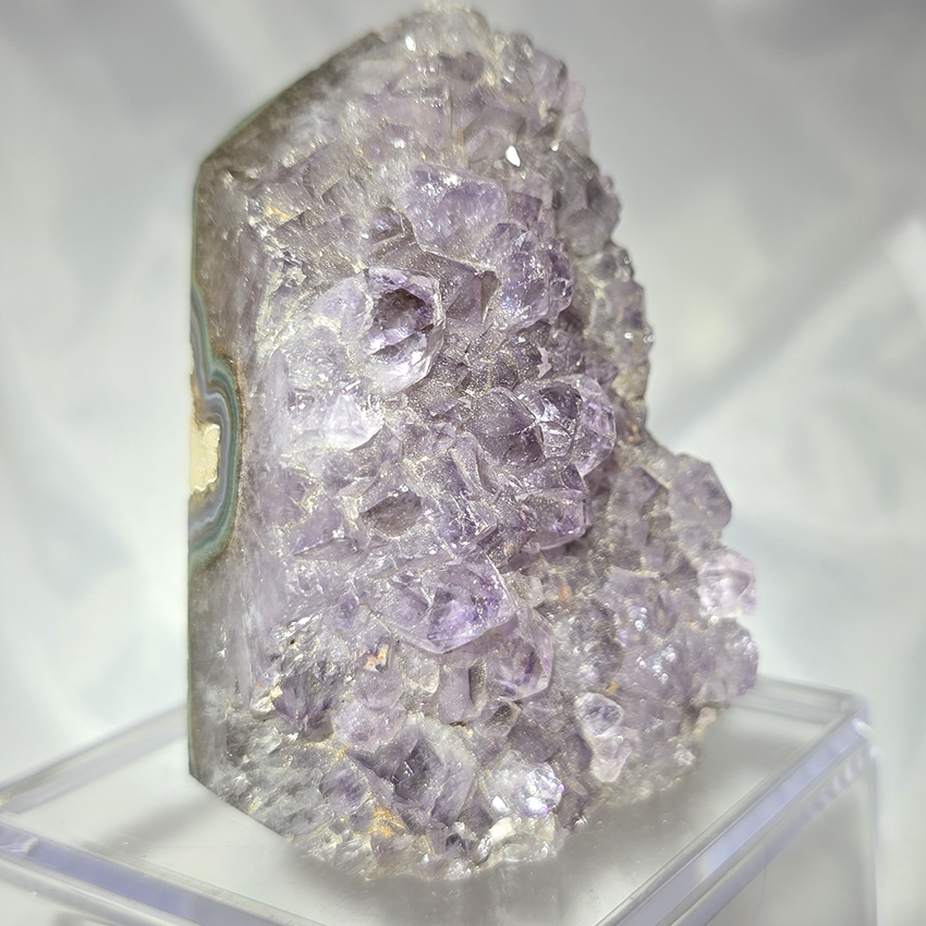 Amethist 179 gr (cluster)