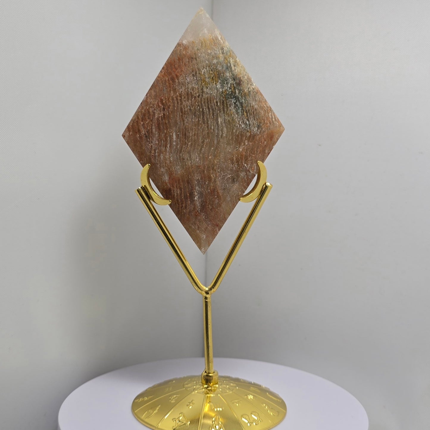 1000 Layer Ruit op standaard (Lodoliet/Sjamaankwarts)