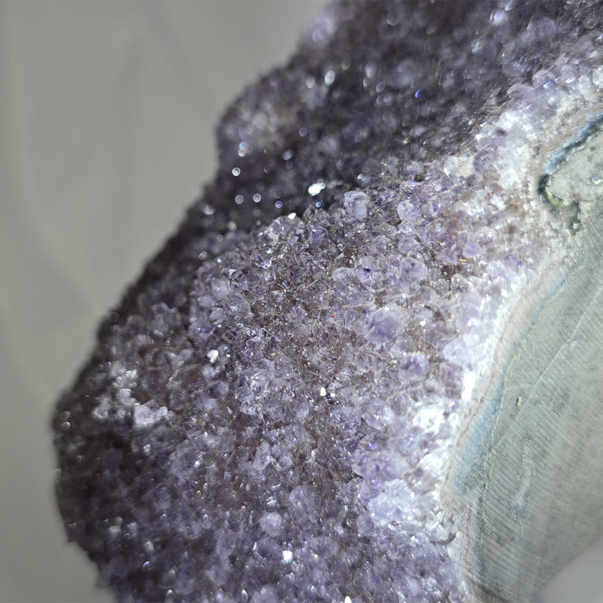 Amethist 1361 gr (cluster)