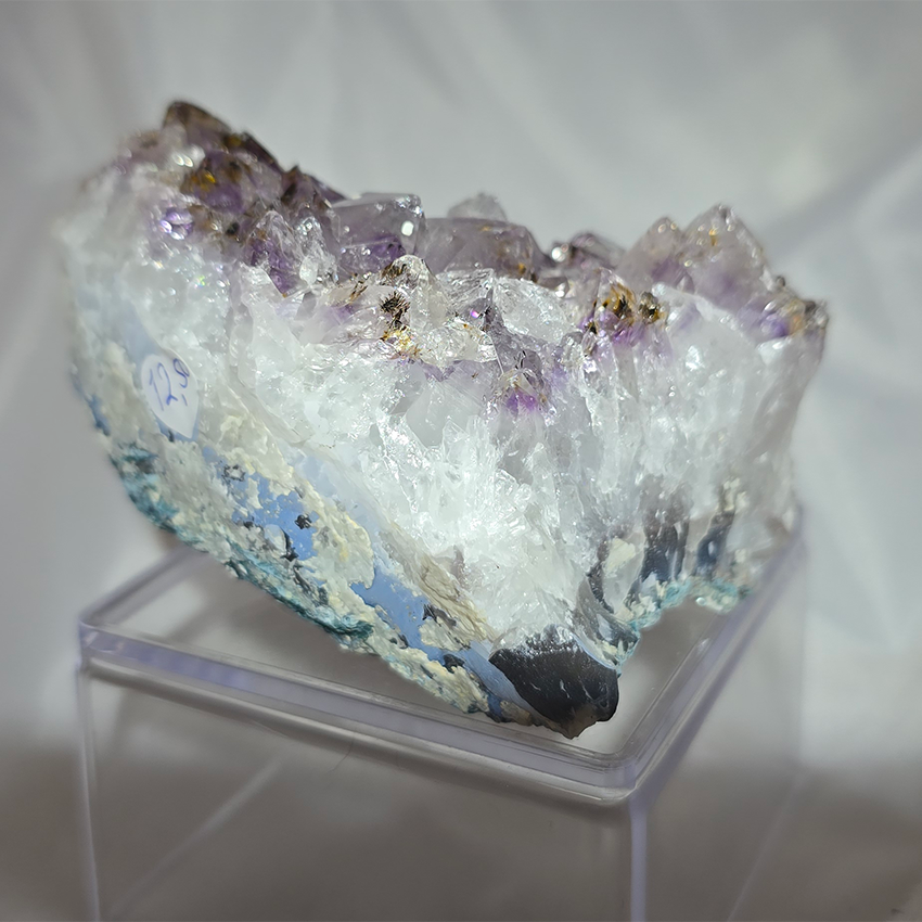 Amethist 309 gr (cluster)